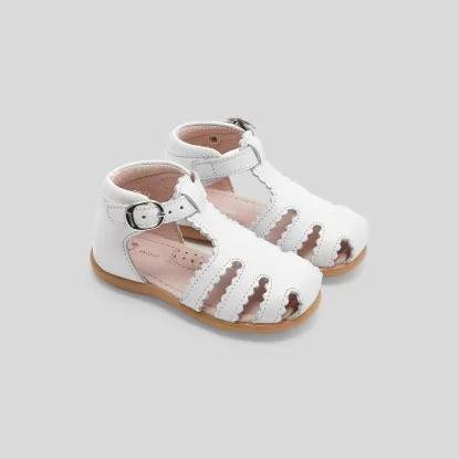Baby girl pre-walker sandals