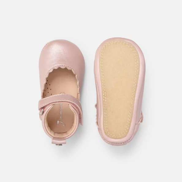 Baby girl soft slippers