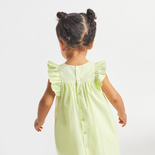 Šaty pro miminko z proužkovaného seersuckeru