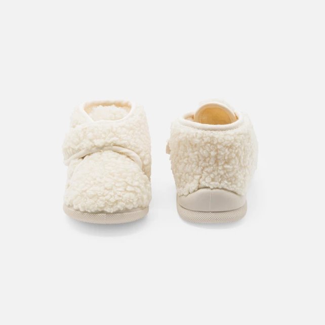 Baby sherpa slippers